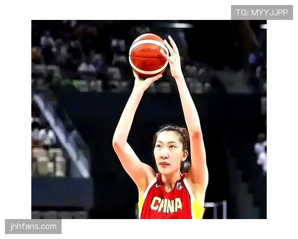 韩旭上场像坦克，下场提着一堆大牌让我怀疑人生